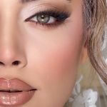 سالن زیبایی یاقوت  میکاپ وشنیون عروس و..