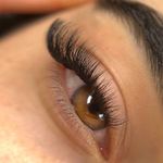 اکستنشن تخصصی مژه هستی