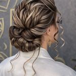 آموزشگاه و سالن زیبایی رزنگار