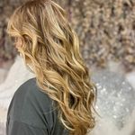 خدمات زیبایی نازنین متقی