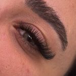 اکستنشن مژه و کاشت زهرا کاظمی