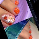 خدمات تخصصی ناخن نفیسه