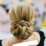 آموزشگاه و سالن زیبای رزگلد