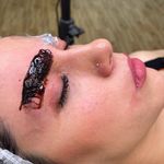 مرکز  تخصصی میکرو بلیدینگ عضو   اکادمی فی اروپا