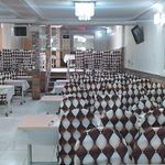 رستوران طاووس طلایی