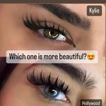 خدمات کاشت مژه و اکستنشن ناریلا