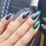 ناخن کاری غلامی