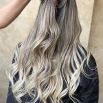 خانه رنگ مو و احیا افسانه