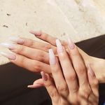 خدمات ناخن تخصصی کاشت و ترمیم