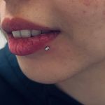 مرکز پیرسینگ صورت و بدن پریسا
