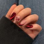 خدمات تخصصی ناخن آوا