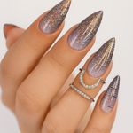 خدمات تخصصی ناخن شین