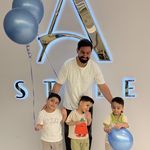 آرایشگاه مردانه نیاوران (عارف جلائیان)
