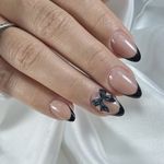 مرکز کاشت ناخن سمانه شاکری