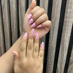 خدمات  تخصصی ناخن ستاره