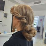 سالن آرایش و زیبایی رویا