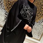 عبا و چادر عربی دیبا قم (محمد زینی پور)