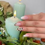سالن زیبایی بهناز حسینی