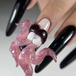 مرکز تخصصی کاشت ناخن مهدیه طاهری