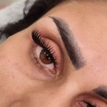 مرکز تخصصی تتو،کاشت ناخن و مژه الهام