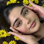 اکستنشن مژه و لیفت مژه و ابرو روشا