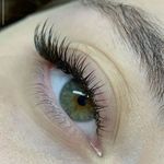 خدمات تخصصی اکستنشن مژه فرح