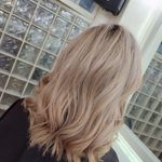 سالن زیبایی آیشین