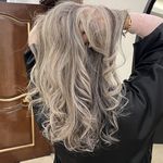 خدمات کراتینه مو و رنگ و لایت مریم داوری