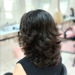 آموزشگاه و سالن زیبای رزگلد