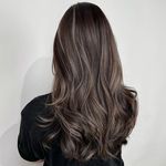 آرایشگاه زنانه نگارگر