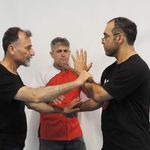 آموزش دفاع شخصی وینگ چون