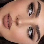 خدمات تخصصی میکاپ و میکروبلدینگ حسینی