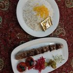 رستوران سنتی خانه غذا
