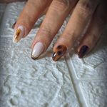 کاشت ناخن مهرانه متریال ژل با ۱۳سال سابق