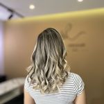 سالن تخصصی کراتین و لایت سپیده خزایی