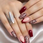 خدمات تخصصی ناخن بهار