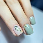 خدمات تخصصی ناخن ریحانه نوروزی