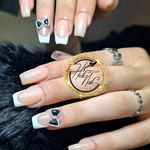 خدمات کاشت و ترمیم ناخن هدیه