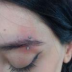 خدمات کاشت ناخن چال گونه پیرسینگ