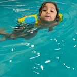 آکادمی آموزش شنا و آبدرمانی سارا حاتمی