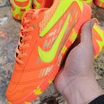 کفش ورزشی آراد