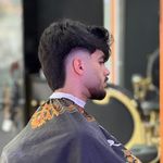 آرایشگاه مردانه اهورا