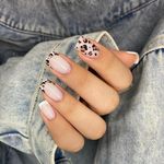 سالن زیبایی ام ایت M8