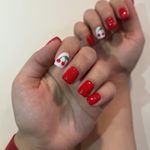 مرکز تخصصی خدمات کاشت ناخن مهشید رستگاری