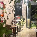 رستوران پلوخوری