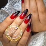 خدمات کاشت و ترمیم ناخن هدیه