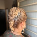 آموزشگاه و سالن زیبایی بوف