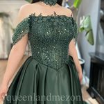 مزون لباس عروس و مجلسی کوئین لند