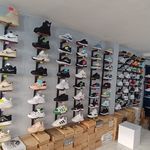 کفش اسپرت مانی