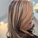 سالن آرایش و زیبایی رویا